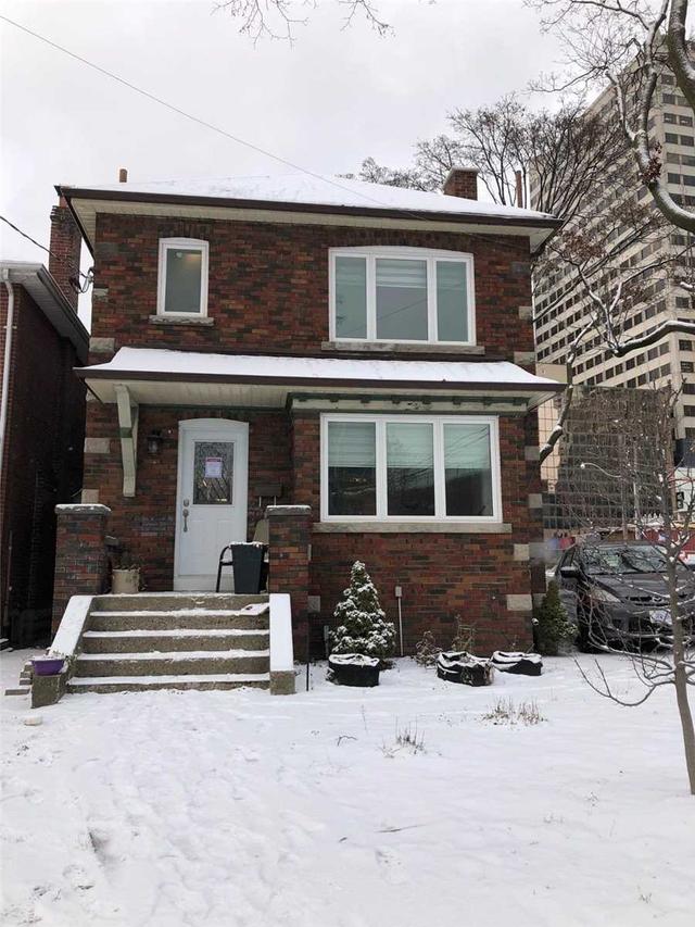 240 Duplex Ave, House detached with 3 bedrooms, 3 bathrooms and 2 parking in Toronto ON | Image 1