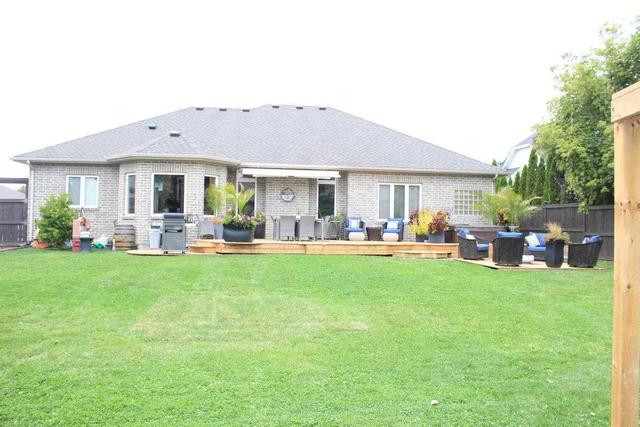 1934 Avenue Rd, House detached with 3 bedrooms, 3 bathrooms and 6 parking in Sarnia ON | Image 10