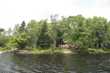 30 Church St, House detached with 3 bedrooms, 0 bathrooms and null parking in Parry Sound ON | Image 1