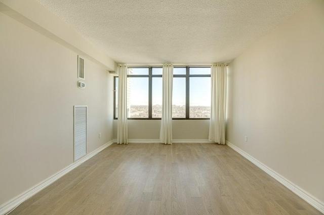 1704 - 3303 Don Mills Rd, Condo with 2 bedrooms, 2 bathrooms and 2 parking in Toronto ON | Image 2