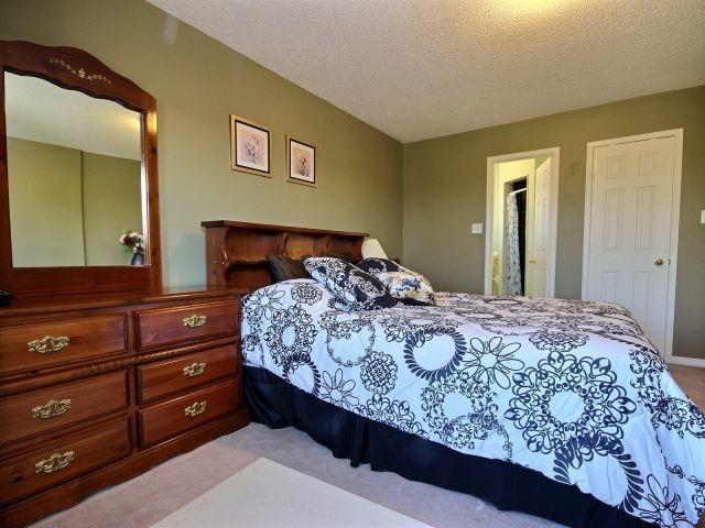 119 Widgeon St, House detached with 4 bedrooms, 4 bathrooms and 2 parking in Barrie ON | Image 9
