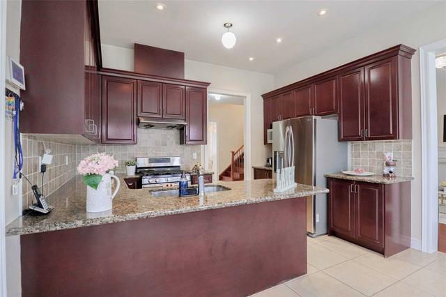 33 Kelways Circ, House detached with 4 bedrooms, 5 bathrooms and 9 parking in Brampton ON | Image 25