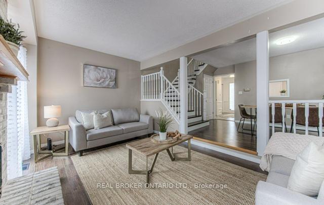 65 Lynnhaven Crt, House detached with 3 bedrooms, 2 bathrooms and 3 parking in Kitchener ON | Image 8