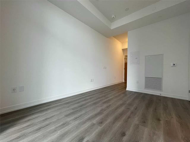 2210 - 138 Downes St, Condo with 0 bedrooms, 1 bathrooms and 0 parking in Toronto ON | Image 3