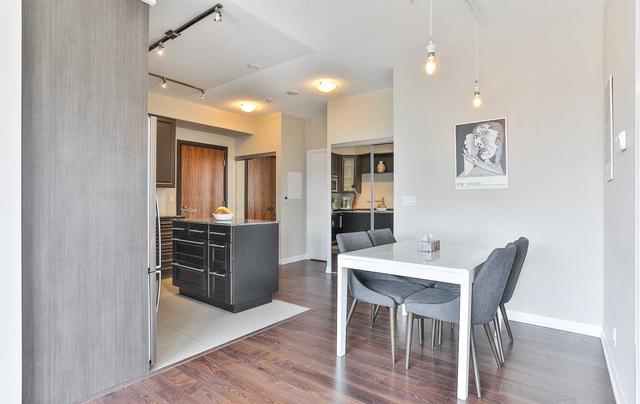 809 - 500 Sherbourne St, Condo with 2 bedrooms, 2 bathrooms and 1 parking in Toronto ON | Image 16