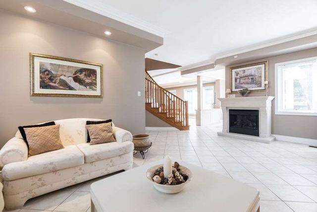 15 Glenmanor Dr, House detached with 3 bedrooms, 4 bathrooms and 15 parking in Oakville ON | Image 38