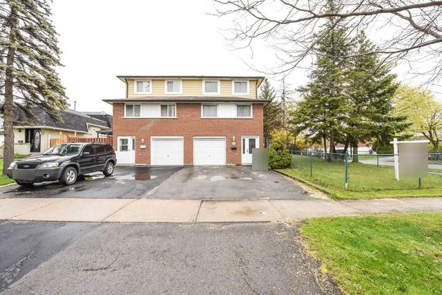 7369 Bybrook Dr, House semidetached with 3 bedrooms, 3 bathrooms and 5 parking in Mississauga ON | Image 12