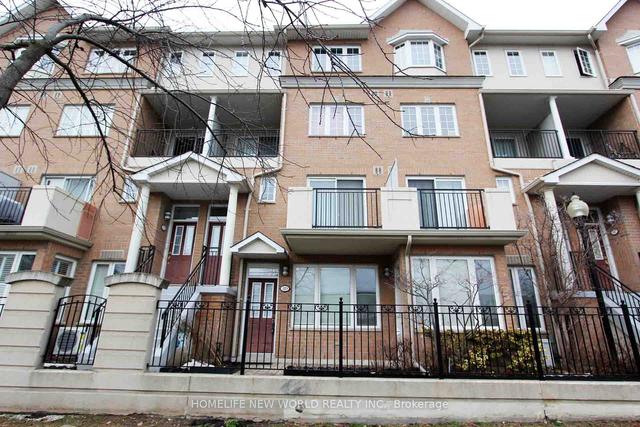 319 Grandview Way, Townhouse with 2 bedrooms, 2 bathrooms and 1 parking in Toronto ON | Image 1