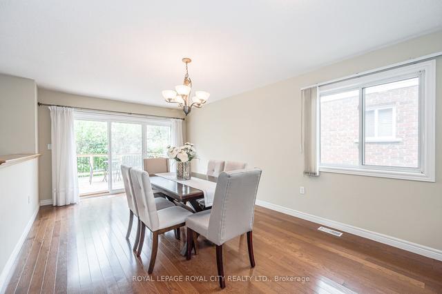 24 Beechlawn Blvd, Home with 2 bedrooms, 3 bathrooms and 3 parking in Guelph ON | Image 4