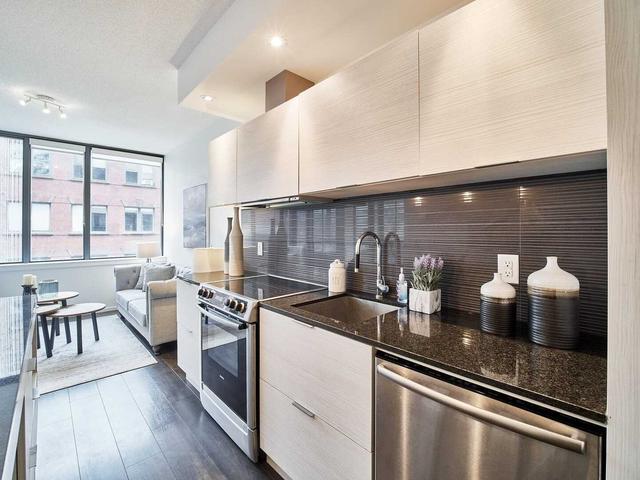 510 - 8 Charlotte St, Condo with 1 bedrooms, 1 bathrooms and 1 parking in Toronto ON | Image 19