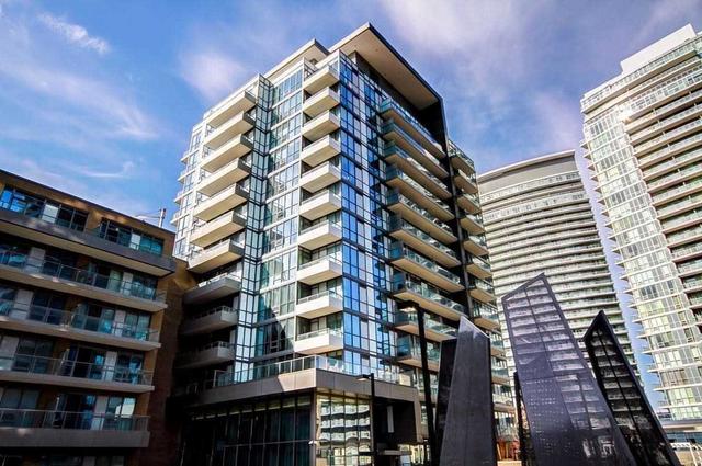 01 - 52 Forest Manor Rd, Condo with 1 bedrooms, 1 bathrooms and 1 parking in Toronto ON | Image 1