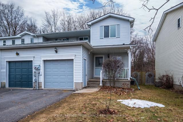 274 Vanguard Crt, House attached with 3 bedrooms, 3 bathrooms and 3 parking in Kingston ON | Image 12