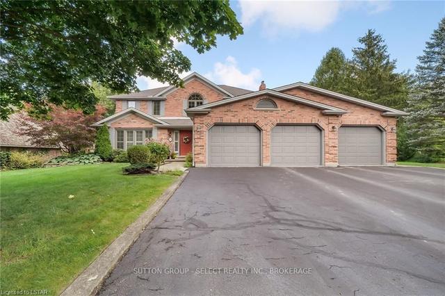23 Shetland Cres, House detached with 4 bedrooms, 3 bathrooms and 9 parking in London ON | Image 23