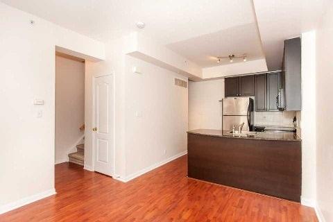 th 25 - 78 Carr St, Townhouse with 2 bedrooms, 2 bathrooms and 1 parking in Toronto ON | Image 5