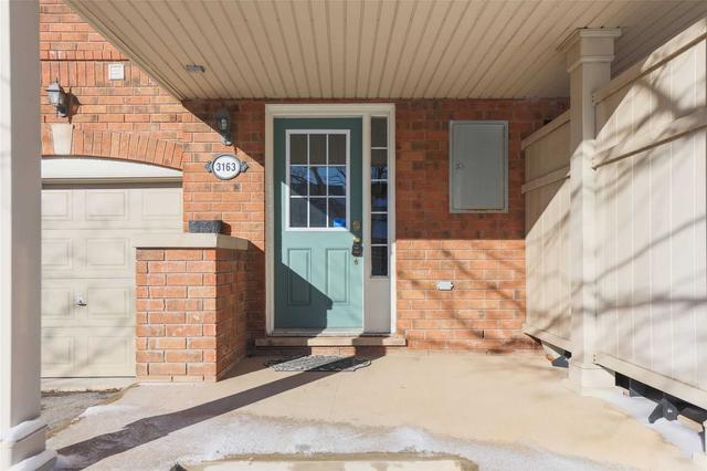3163 Stornoway Circ, House attached with 2 bedrooms, 2 bathrooms and 3 parking in Oakville ON | Image 12