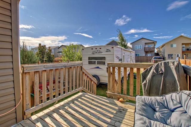117 Henderson Crescent, Home with 3 bedrooms, 1 bathrooms and 2 parking in Penhold AB | Image 13