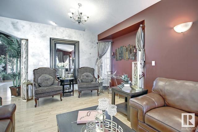 231 Cairns Pl Nw, House detached with 5 bedrooms, 3 bathrooms and null parking in Edmonton AB | Image 20