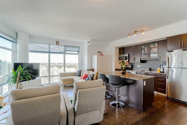 3711 - 2191 Yonge St, Condo with 2 bedrooms, 3 bathrooms and 1 parking in Toronto ON | Image 7