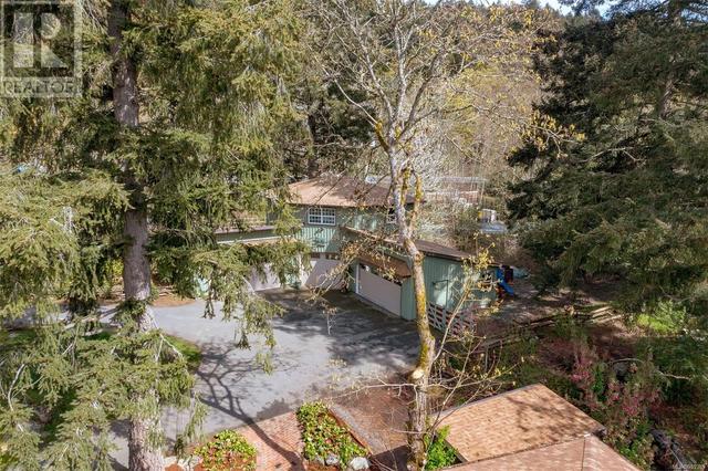 5058 West Saanich Rd, House detached with 3 bedrooms, 3 bathrooms and 8 parking in Saanich BC | Image 54