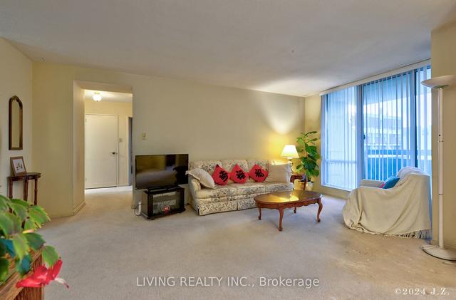 401 - 362 The East Mall, Condo with 2 bedrooms, 2 bathrooms and 1 parking in Toronto ON | Image 35