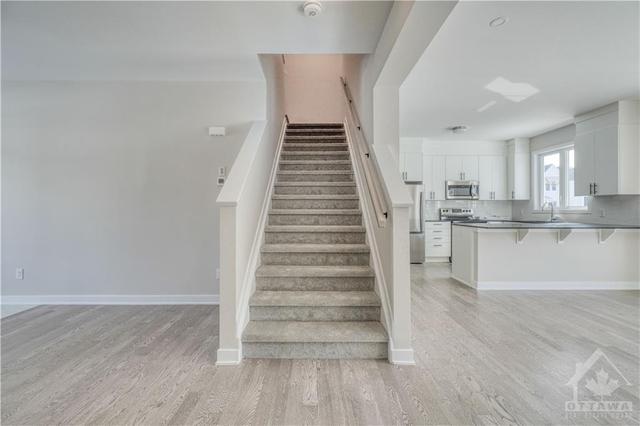 2003 Postilion Street, Townhouse with 3 bedrooms, 3 bathrooms and 3 parking in Ottawa ON | Image 7