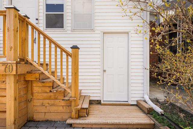 70 Fifth St, House detached with 2 bedrooms, 3 bathrooms and 1 parking in Toronto ON | Image 20