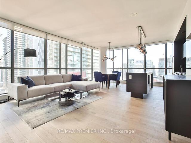 1606 - 8 Charlotte St, Condo with 2 bedrooms, 2 bathrooms and 1 parking in Toronto ON | Image 39