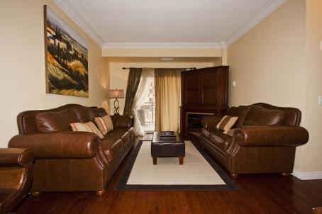 217 - 1 Maison Parc Crt, Condo with 2 bedrooms, 2 bathrooms and 1 parking in Vaughan ON | Image 3