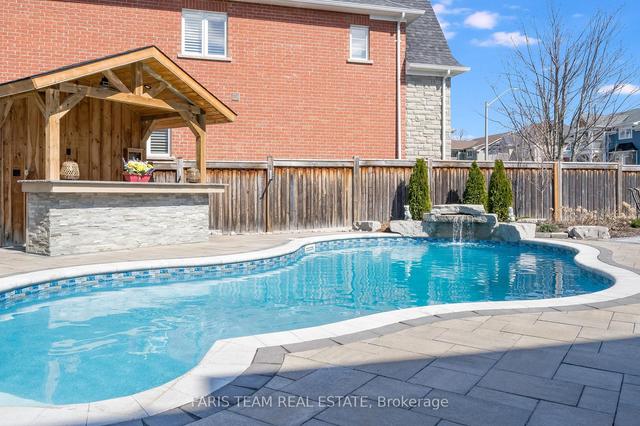 36 Royal Park Blvd, House detached with 4 bedrooms, 4 bathrooms and 8 parking in Barrie ON | Image 28