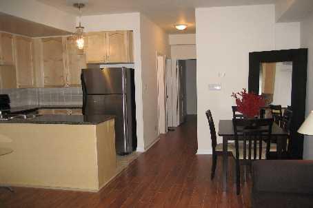 th31 - 80 Carr St, Townhouse with 2 bedrooms, 2 bathrooms and 1 parking in Toronto ON | Image 4
