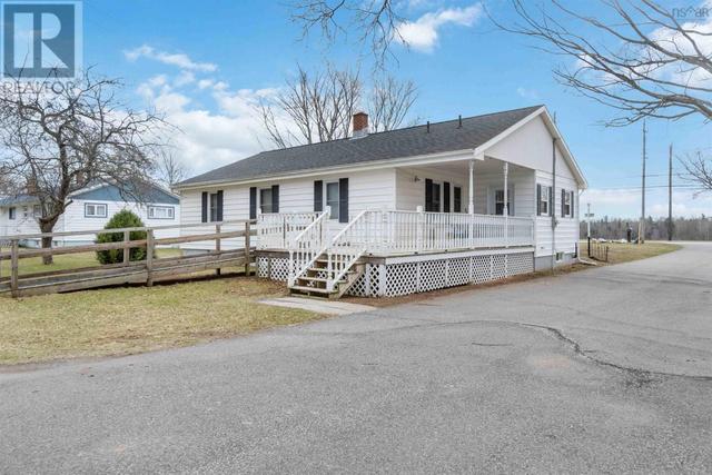 13811 Highway 1, House detached with 3 bedrooms, 2 bathrooms and null parking in Annapolis, Subd. C NS | Image 2