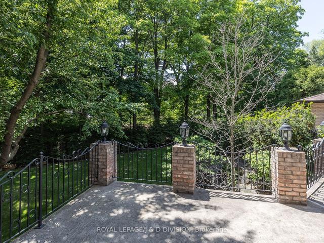 180 Old Yonge St, House detached with 4 bedrooms, 7 bathrooms and 12 parking in Toronto ON | Image 27