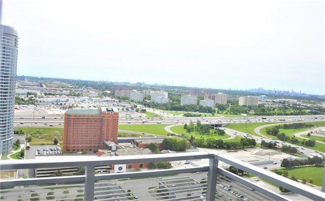 2802 - 255 Village Green Sq, Condo with 2 bedrooms, 2 bathrooms and 1 parking in Toronto ON | Image 7