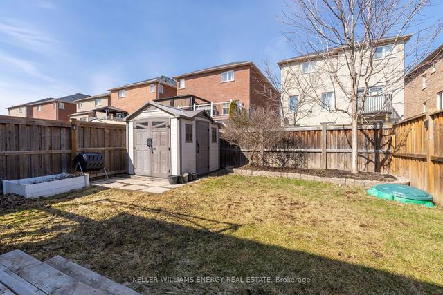 103 Laprade Sq, House detached with 3 bedrooms, 4 bathrooms and 3 parking in Clarington ON | Image 10