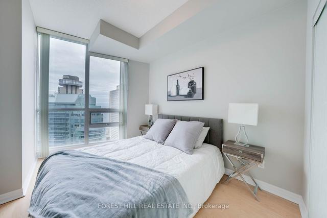 2607 - 12 Yonge St, Condo with 2 bedrooms, 2 bathrooms and 1 parking in Toronto ON | Image 9