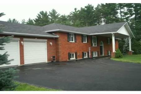 8557 Ninth Line, House detached with 4 bedrooms, 5 bathrooms and 12 parking in Midland ON | Image 2