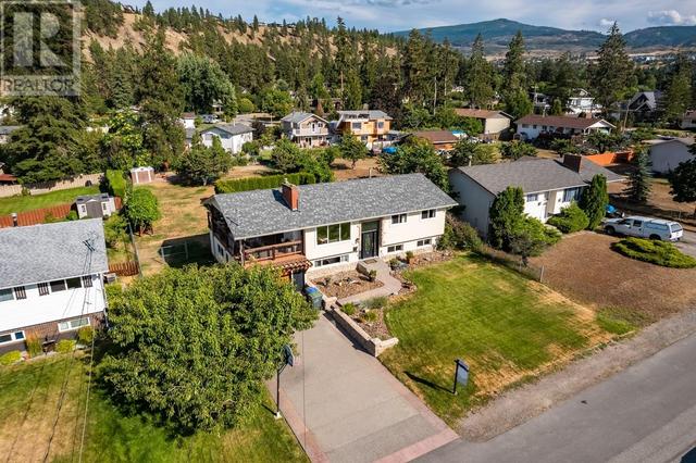 4479 Wasilow Road, House detached with 4 bedrooms, 2 bathrooms and 5 parking in Kelowna BC | Image 1