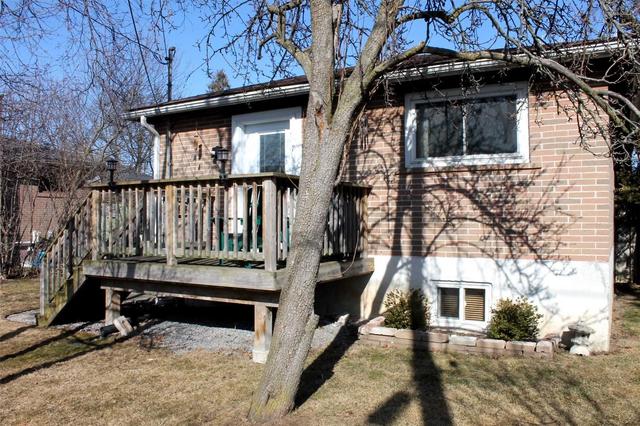 808 Zator Ave, House detached with 3 bedrooms, 2 bathrooms and 3 parking in Pickering ON | Image 15