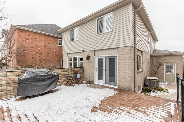299 Kerwood Drive, House detached with 3 bedrooms, 1 bathrooms and 4 parking in Cambridge ON | Image 36