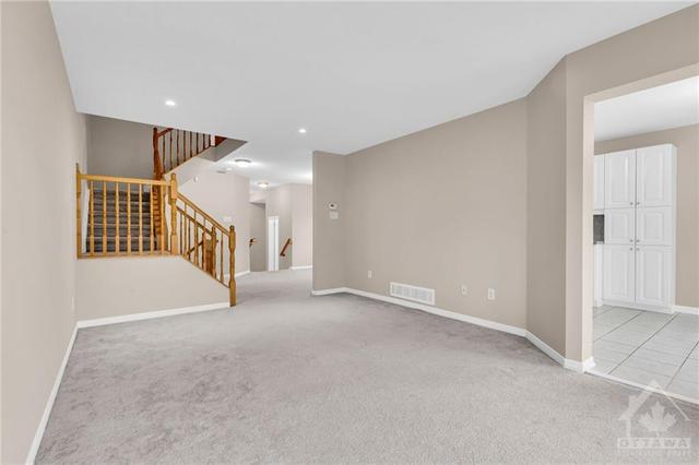 308 Statewood Drive, Home with 4 bedrooms, 3 bathrooms and 3 parking in Ottawa ON | Image 7