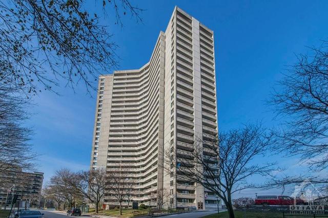 604 - 1171 Ambleside Drive, Condo with 2 bedrooms, 1 bathrooms and 1 parking in Ottawa ON | Card Image