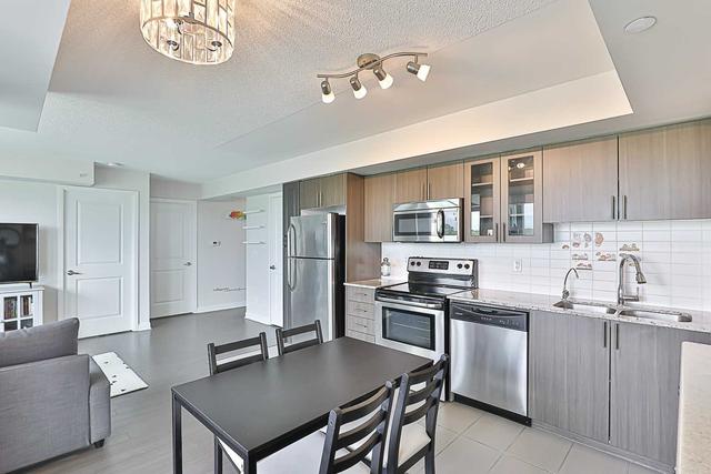 501 - 75 Norman Bethune Ave, Condo with 1 bedrooms, 1 bathrooms and 1 parking in Richmond Hill ON | Image 3