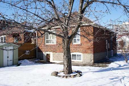 7 Belgravia Ave, House detached with 2 bedrooms, 2 bathrooms and 2 parking in Toronto ON | Image 9
