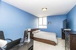 2302 - 1 Massey Sq, Condo with 2 bedrooms, 1 bathrooms and 0 parking in Toronto ON | Image 8