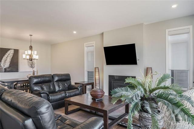 109 Stanhope Court, House detached with 4 bedrooms, 3 bathrooms and 4 parking in Ottawa ON | Image 4