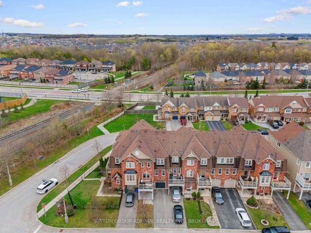 58 Muston Lane, House attached with 2 bedrooms, 2 bathrooms and 3 parking in Whitchurch Stouffville ON | Image 30
