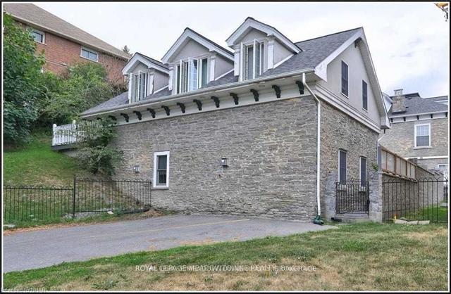 47 Bridge St W, House detached with 8 bedrooms, 5 bathrooms and 6 parking in Belleville ON | Image 17
