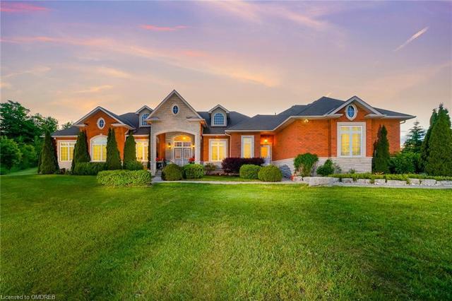 15 Allison Court, House detached with 7 bedrooms, 5 bathrooms and null parking in Halton Hills ON | Image 1