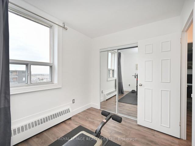 1103 - 3105 Queen Frederica Dr, Condo with 2 bedrooms, 1 bathrooms and 1 parking in Mississauga ON | Image 13