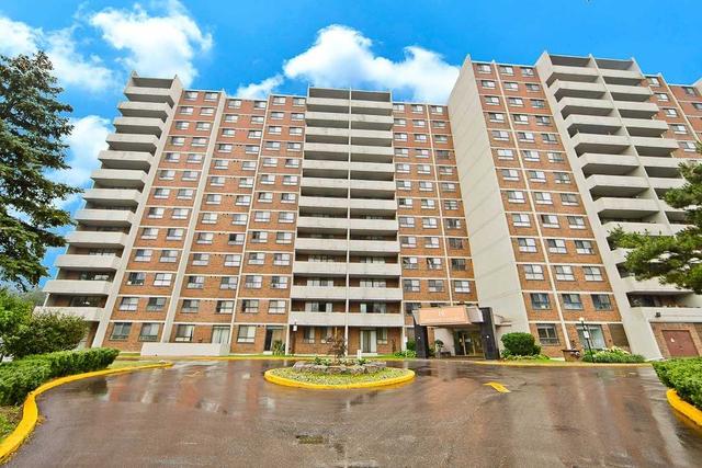 307 - 10 Stonehill Crt, Condo with 3 bedrooms, 2 bathrooms and 1 parking in Toronto ON | Image 1